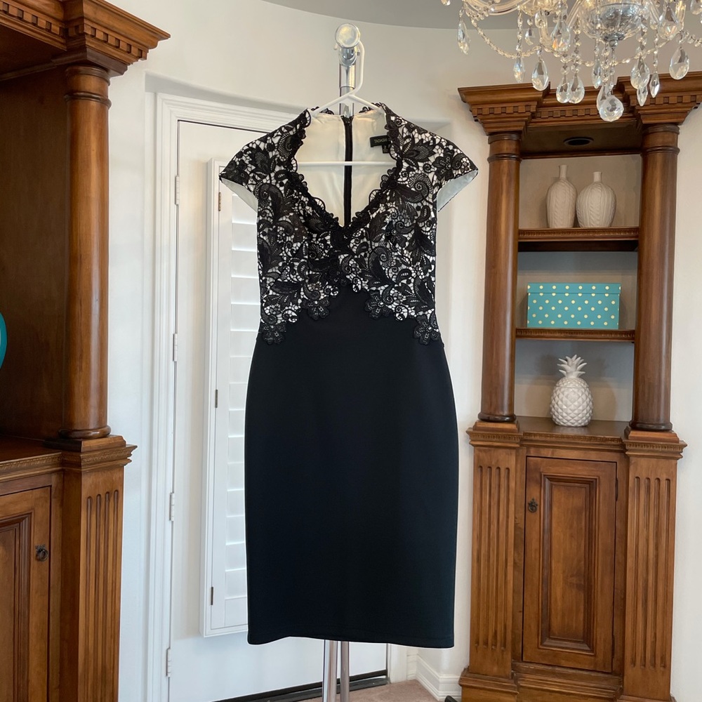 NWT Tadashi Shoji Dress